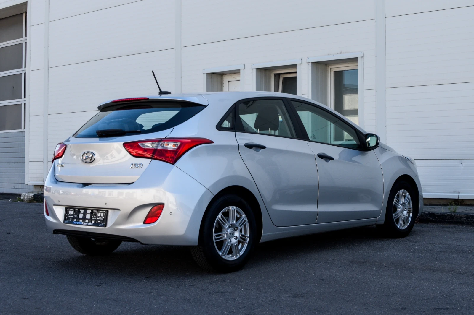 Hyundai I30 1.4i * Camera* * Navi*  - изображение 6