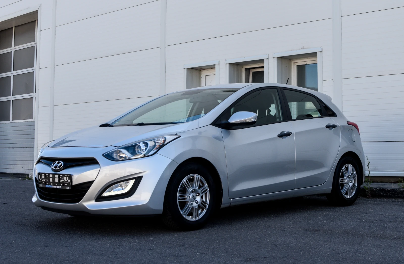 Hyundai I30 1.4i * Camera* * Navi*  - изображение 2