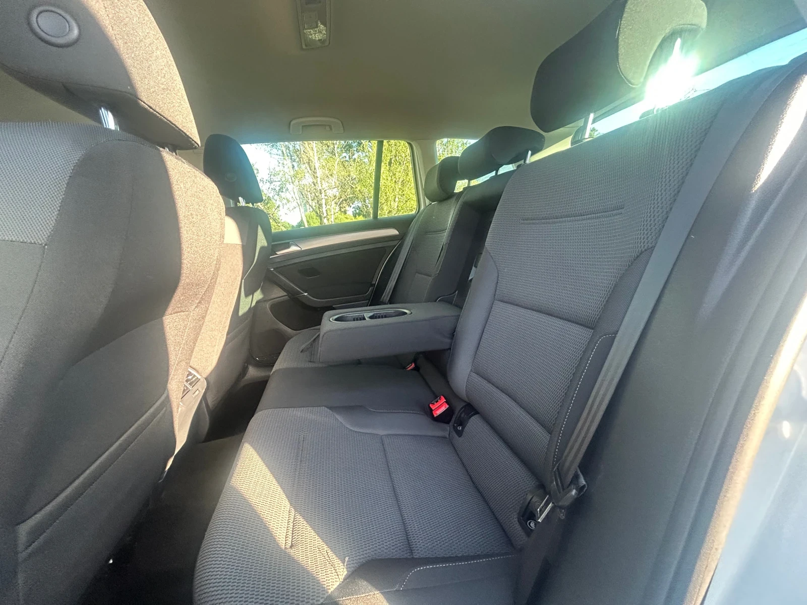 VW Golf 7   1.6TDI - изображение 10