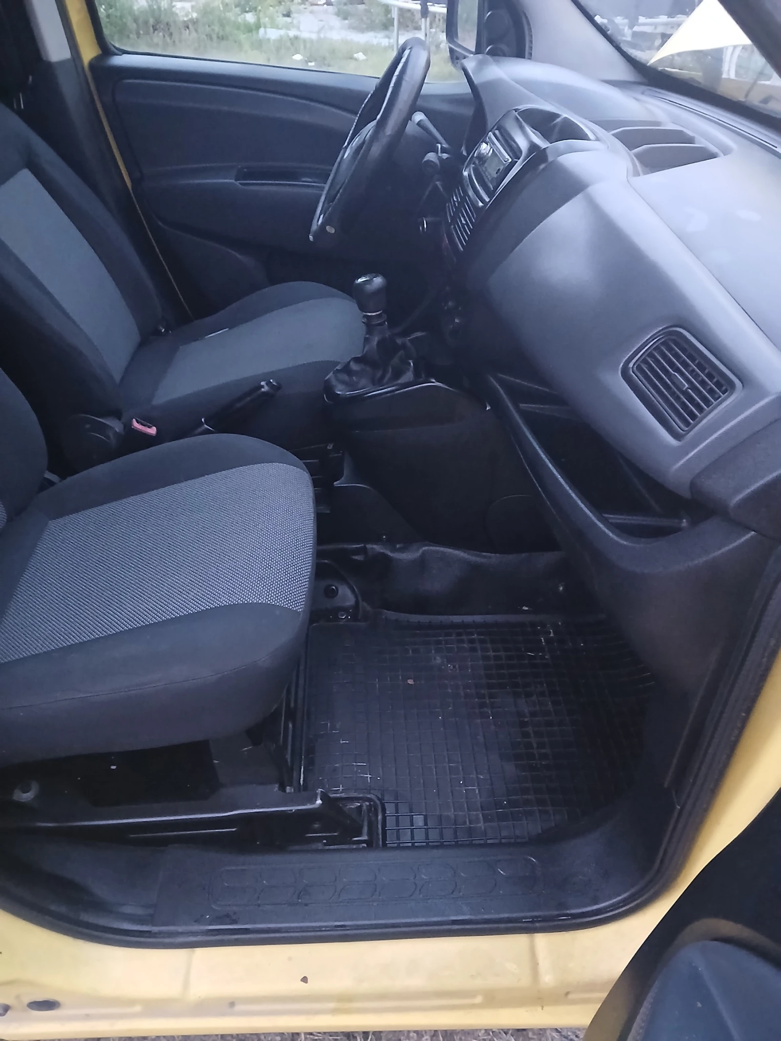 Fiat Doblo 1.6Jtd-maXi - изображение 7