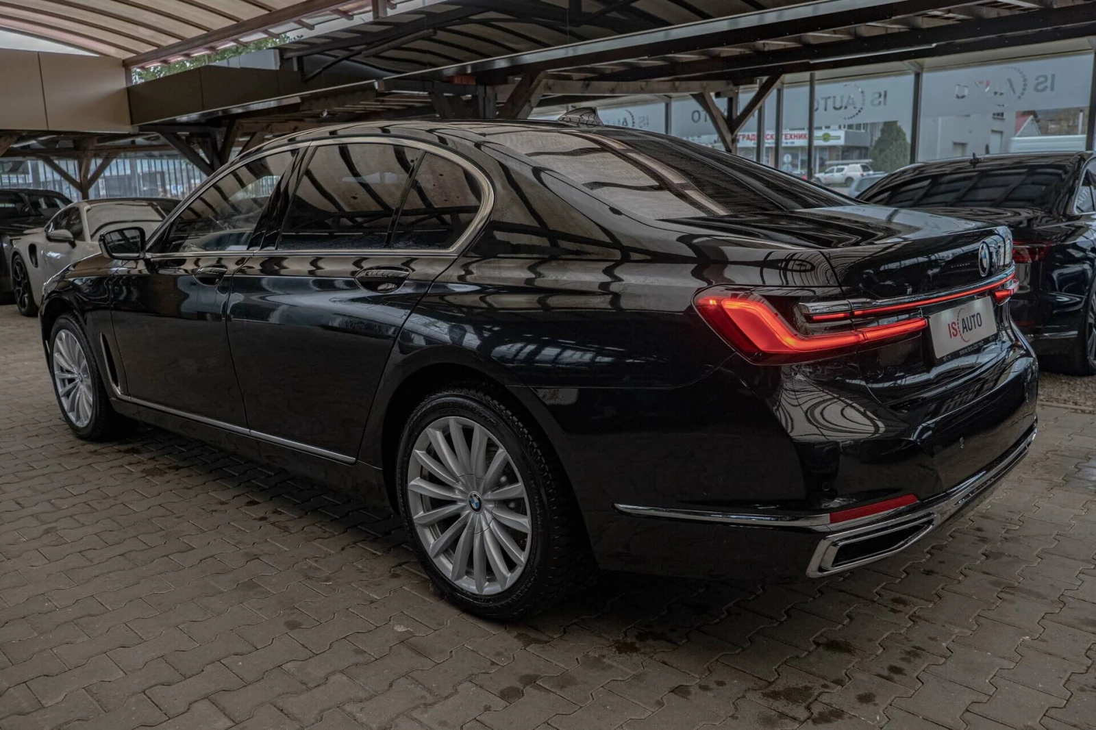 BMW 750 d/xDrive/Камера 360/RSE/HuD/Обдухване/Laser/Ambien - изображение 6