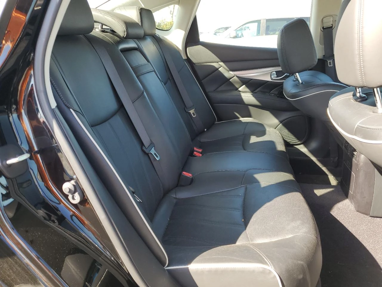 Infiniti Q70 3.7 LUXE/ВИДЕО НА МОТОРА - изображение 10