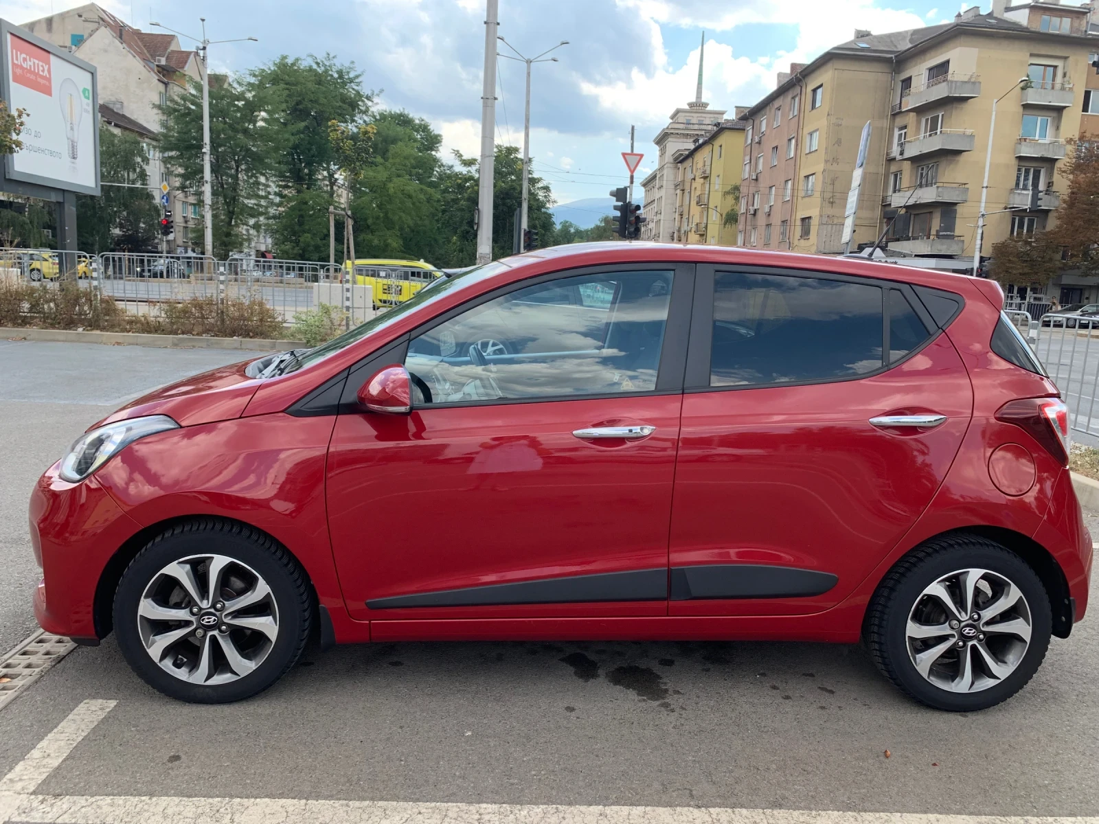 Hyundai I10 Premium Elegance  - изображение 3