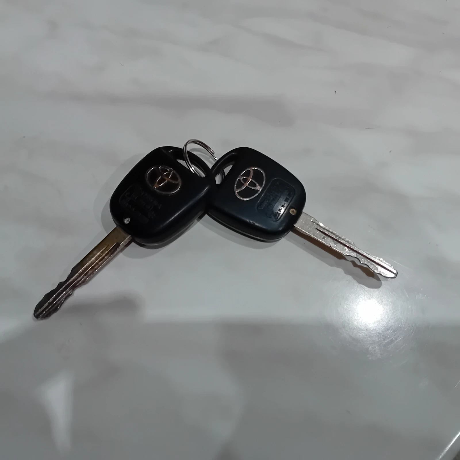 Toyota Avensis 2.0 d4d facelift  | Mobile.bg � ����������� 14