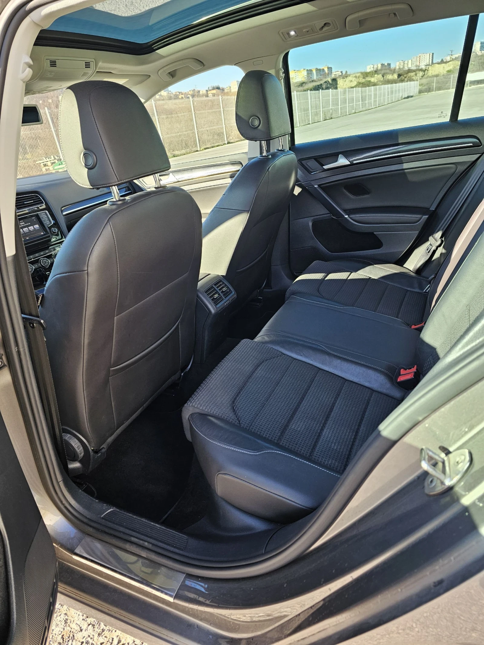 VW Golf 2.0TDI DSG 6 Highline �������� �������  | Mobile.bg � ����������� 11