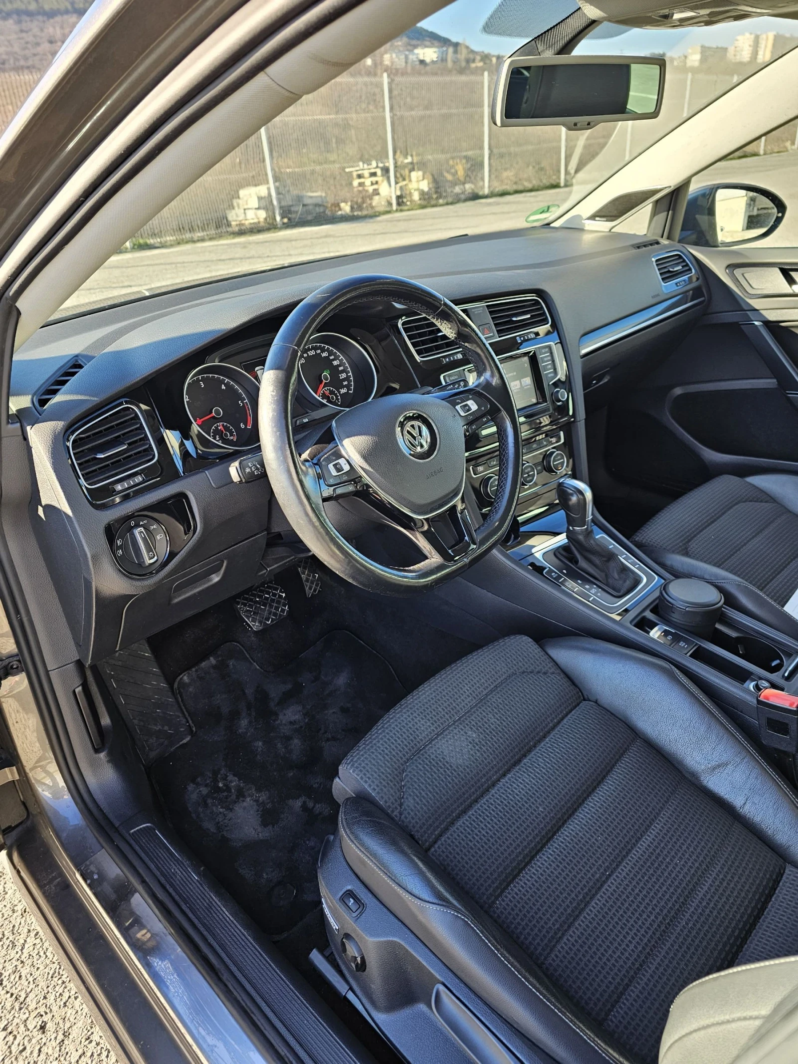 VW Golf 2.0TDI DSG 6 Highline �������� �������  | Mobile.bg � ����������� 16