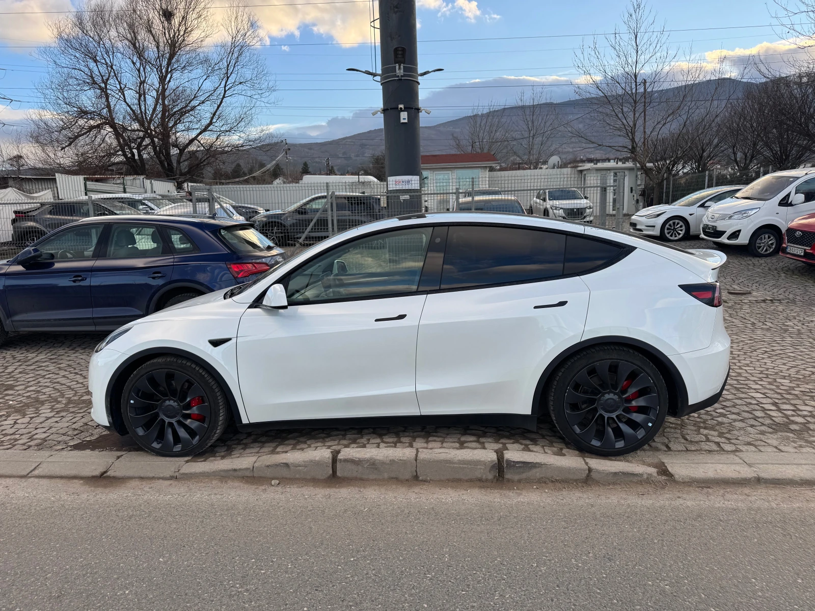Tesla Model Y  PERFORMANCE  DUAL MOTOR  4X4 | Mobile.bg � ����������� 4