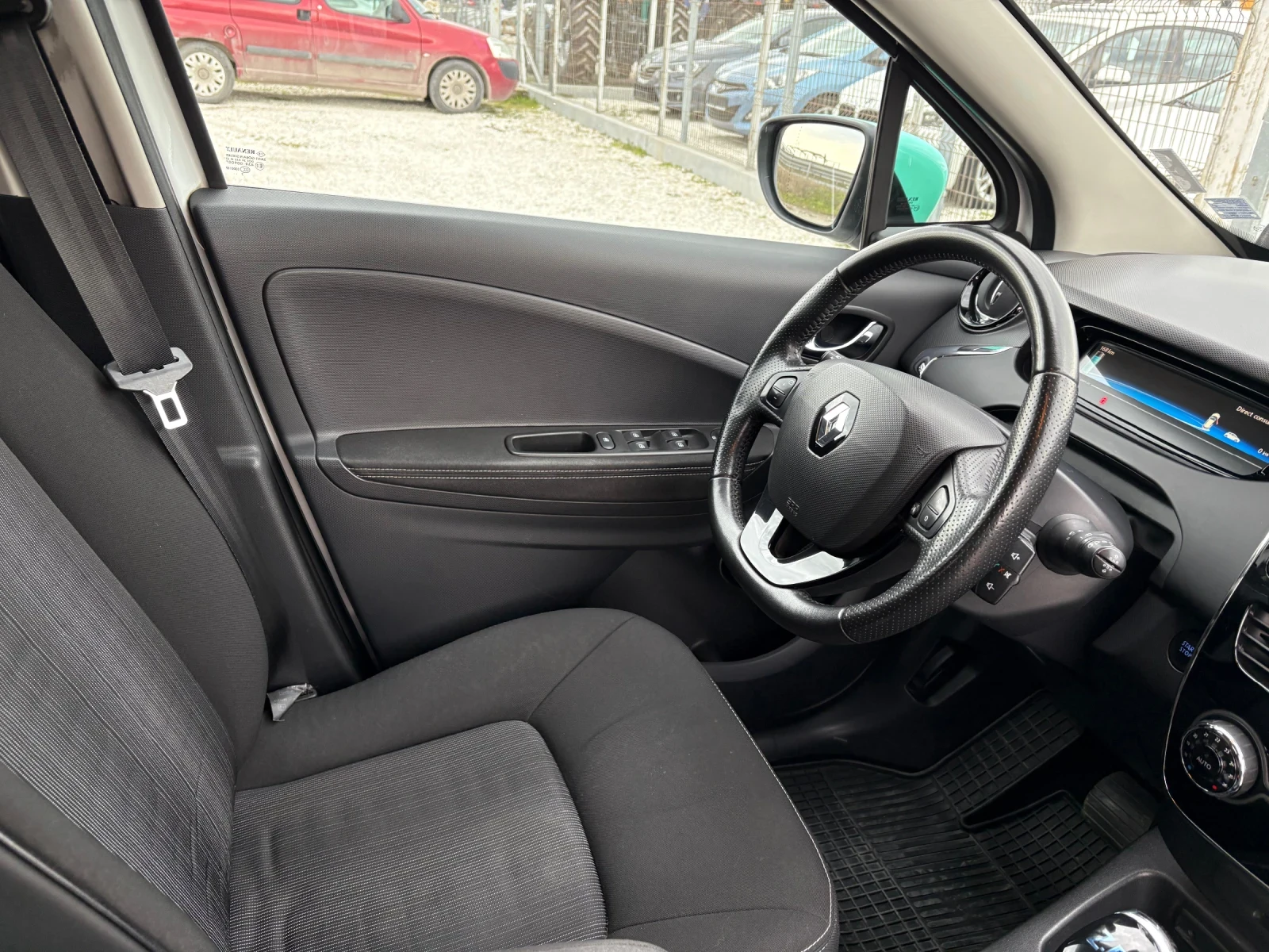 Renault Zoe Intens - изображение 10