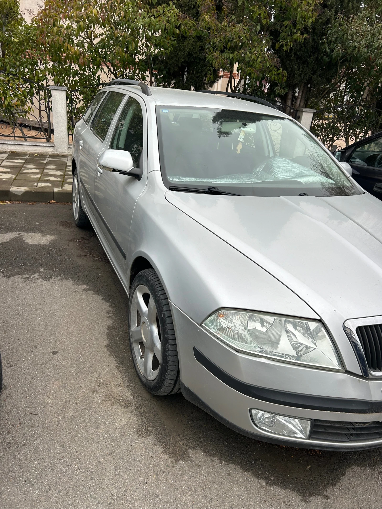 Skoda Octavia 1.9 TDI, снимка 2 - Автомобили и джипове - 53936041