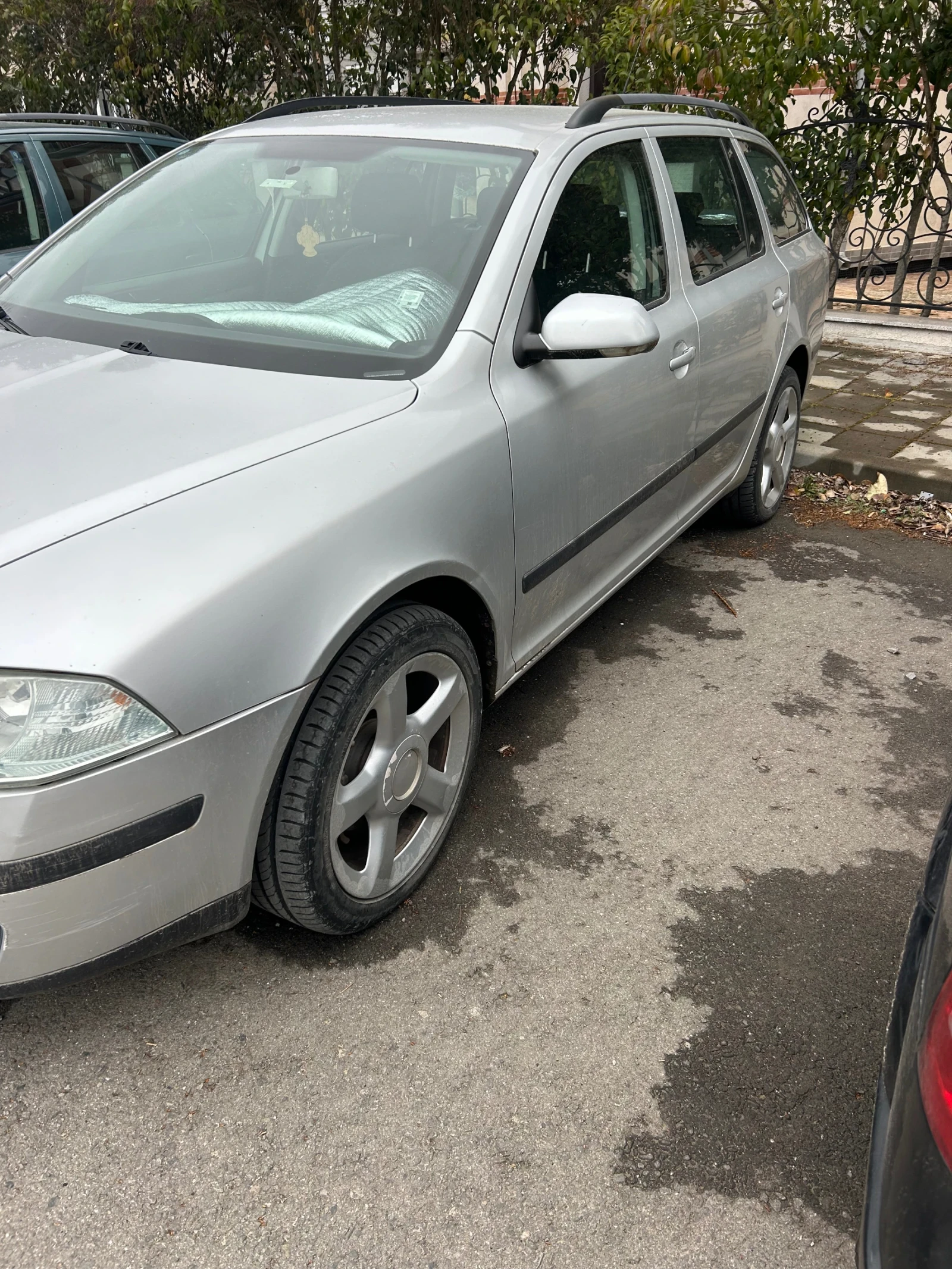Skoda Octavia 1.9 TDI, снимка 3 - Автомобили и джипове - 53936041