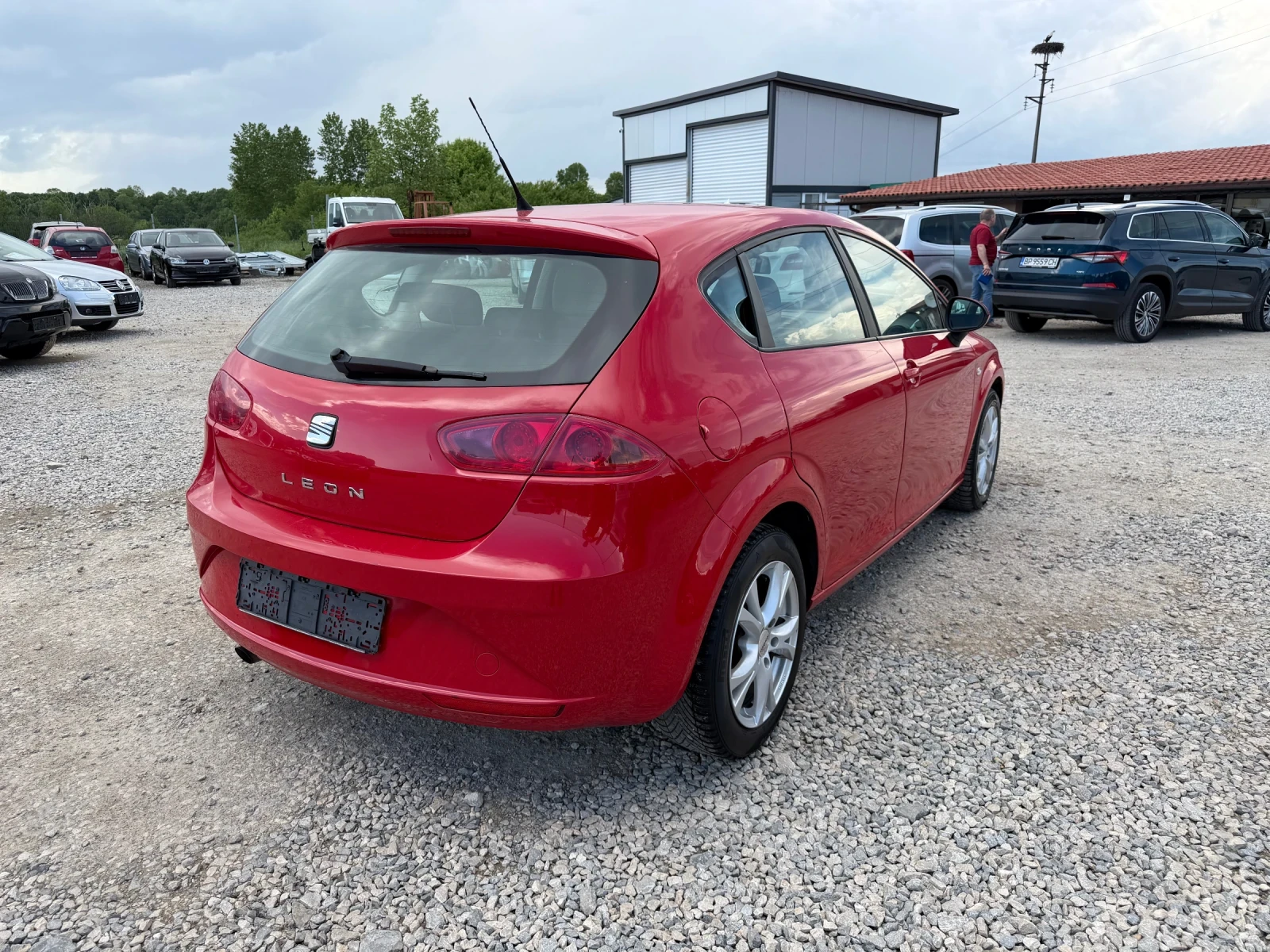 Seat Leon 1.6TDI-105PS, снимка 5 - Автомобили и джипове - 54530412