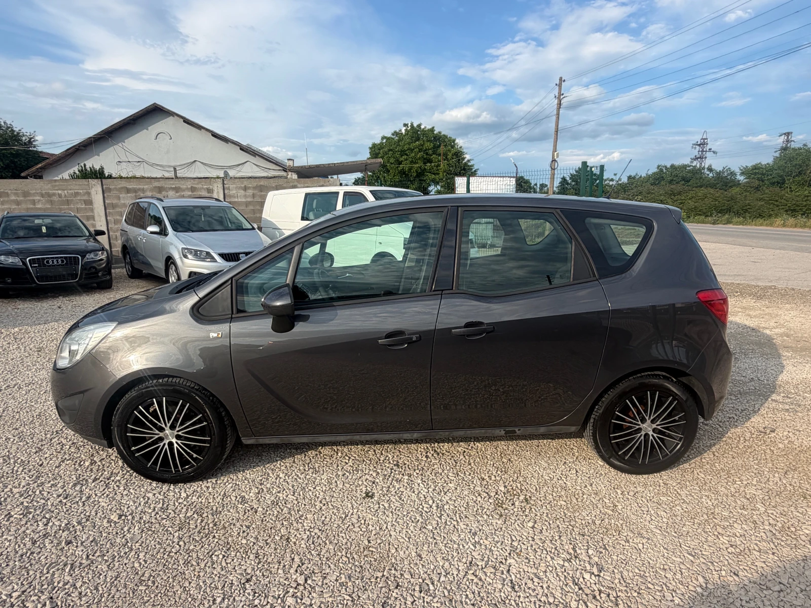 Opel Meriva, снимка 8 - Автомобили и джипове - 54673652