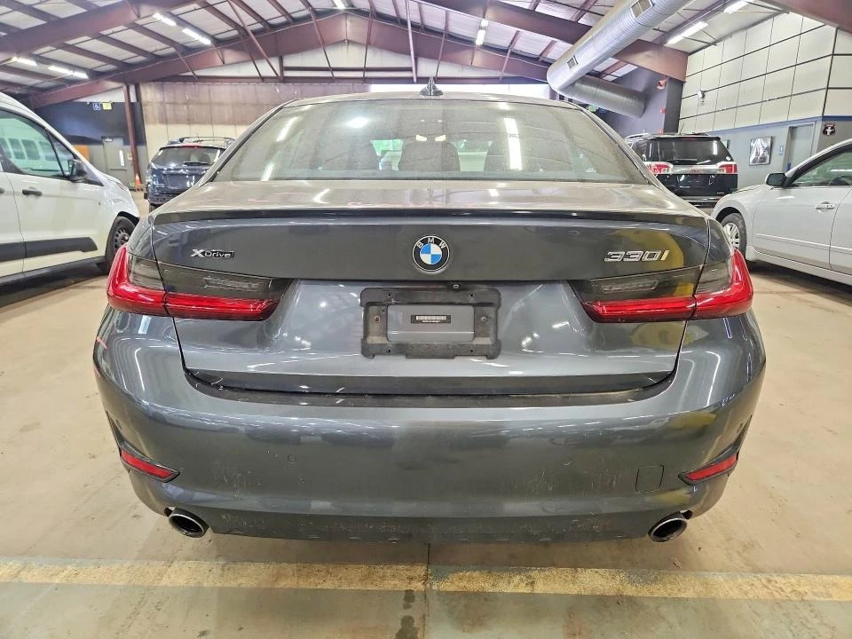 BMW 320, снимка 6 - Автомобили и джипове - 54720168