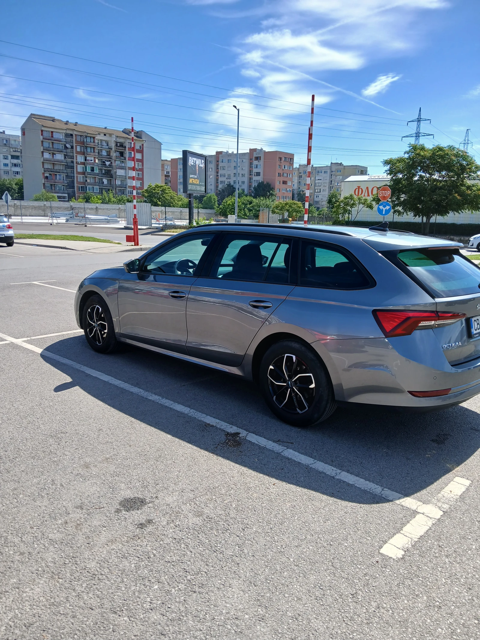 Skoda Octavia 1, 5 TSI, снимка 2 - Автомобили и джипове - 54932546