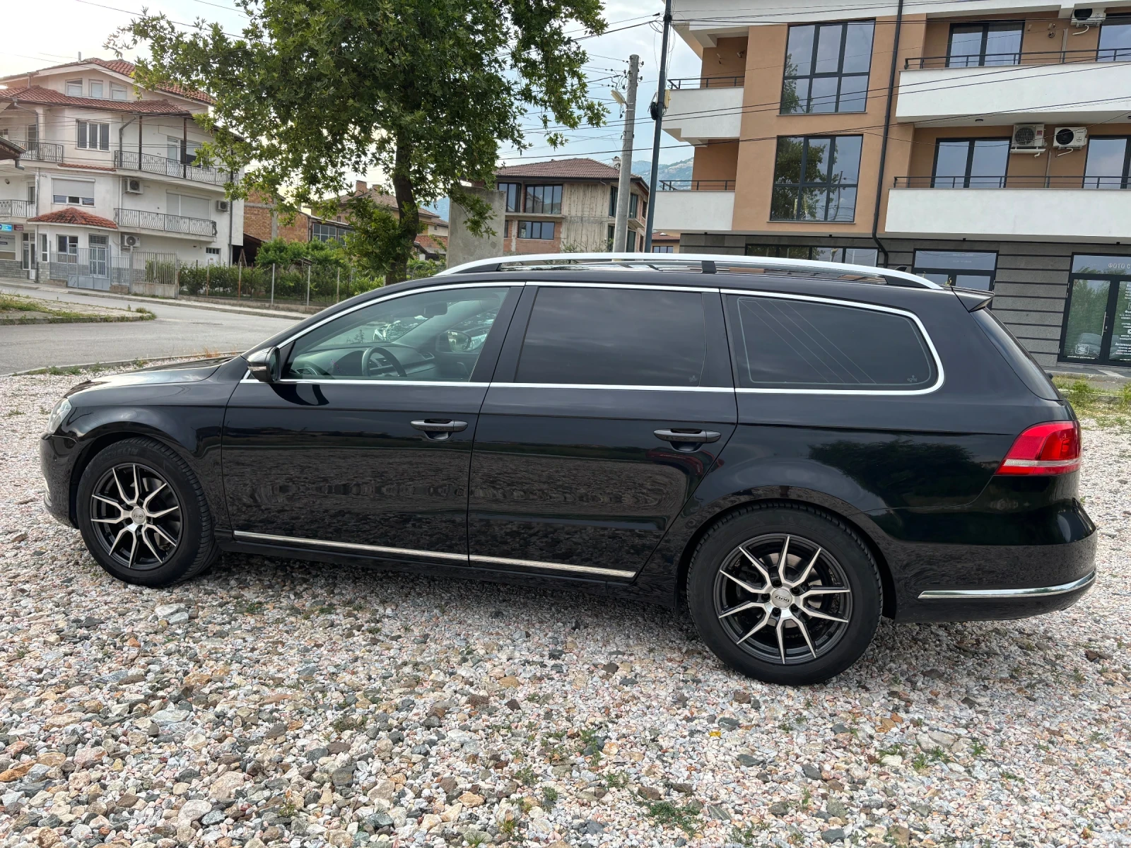 VW Passat 2.0 TDI 140 кс, снимка 3 - Автомобили и джипове - 55212462