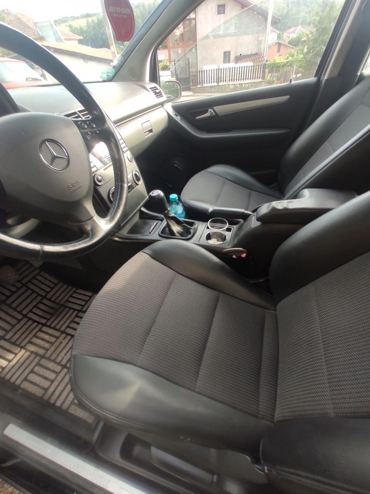 Mercedes-Benz A 180, снимка 7 - Автомобили и джипове - 55317713