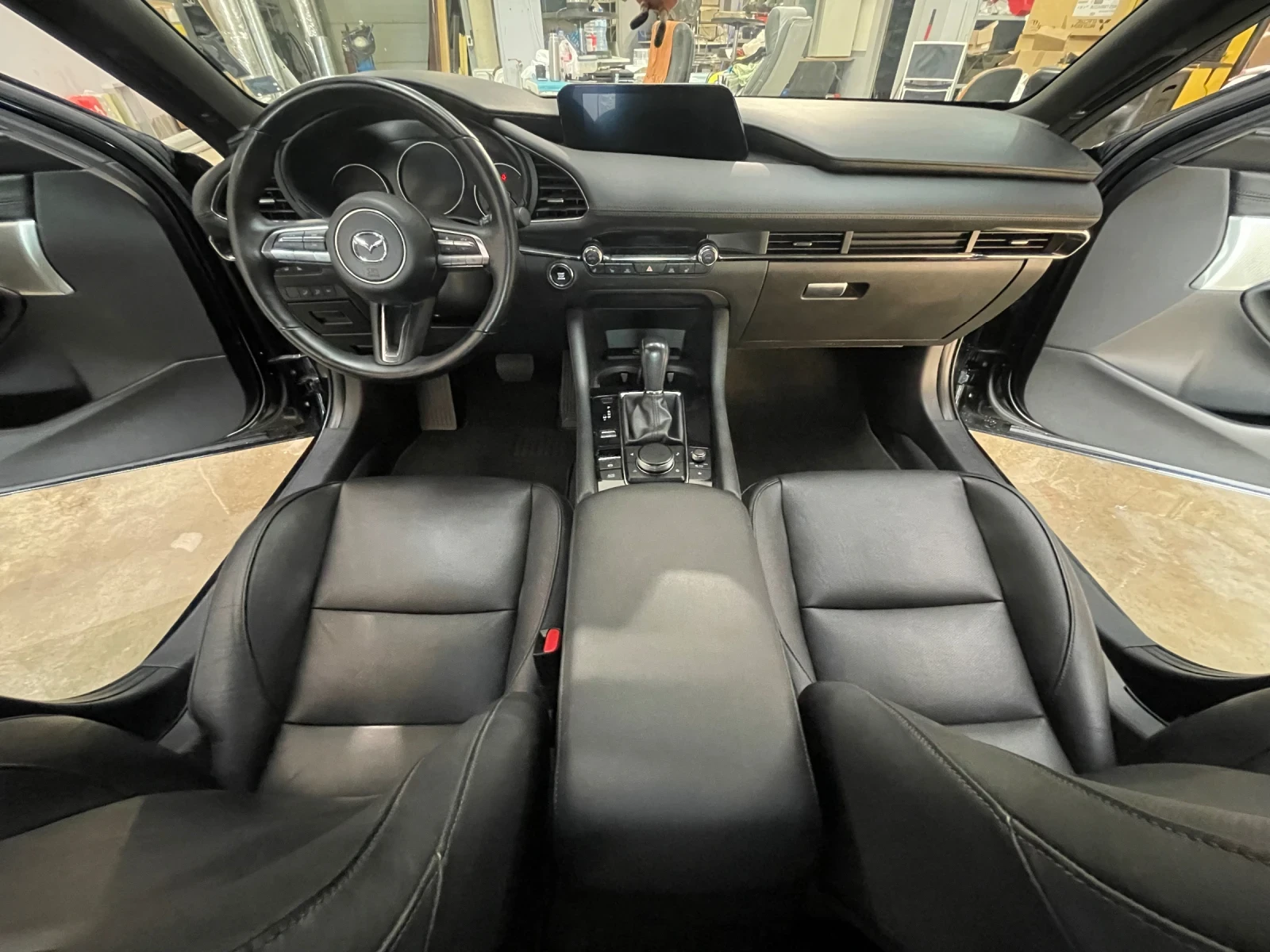 Mazda 3 2.5 Turbo AWD, снимка 12 - Автомобили и джипове - 56243573