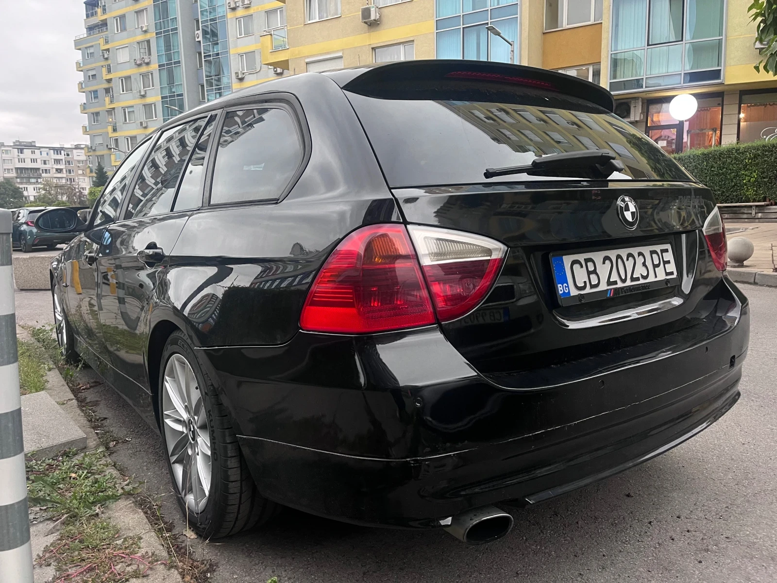 BMW 320, снимка 4 - Автомобили и джипове - 56418220