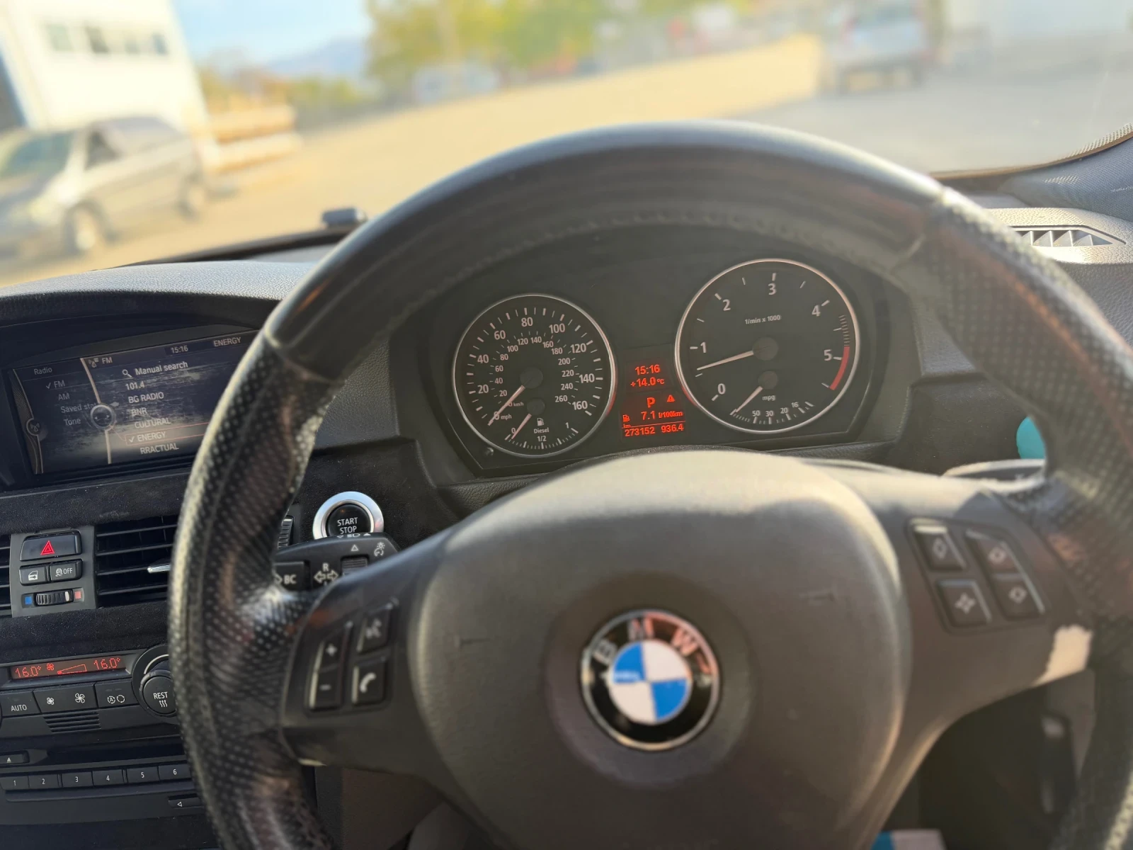 BMW 330 M-pack, снимка 4 - Автомобили и джипове - 56646124