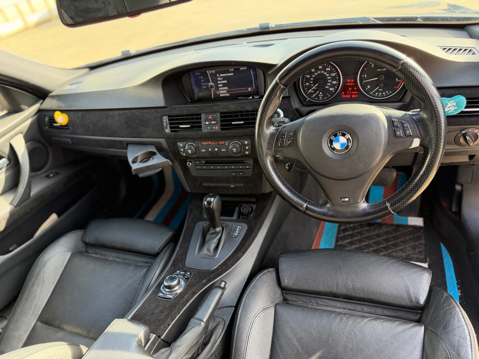 BMW 330 M-pack, снимка 13 - Автомобили и джипове - 56646124