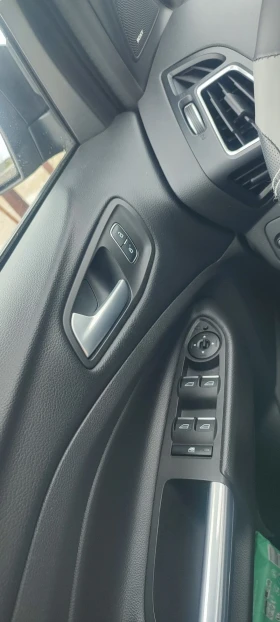 Ford Kuga 4x4, снимка 11