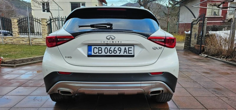 Infiniti QX30 2.2D 16V TURBO 4x4 ! 107000, снимка 5 - Автомобили и джипове - 44507715