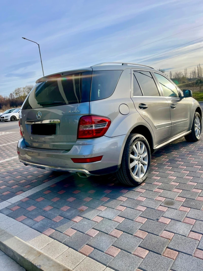 Mercedes-Benz ML 300 CDI V6 Grand Edition, снимка 3 - Автомобили и джипове - 48043840