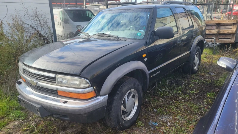 Chevrolet Blazer, снимка 1 - Автомобили и джипове - 48424504