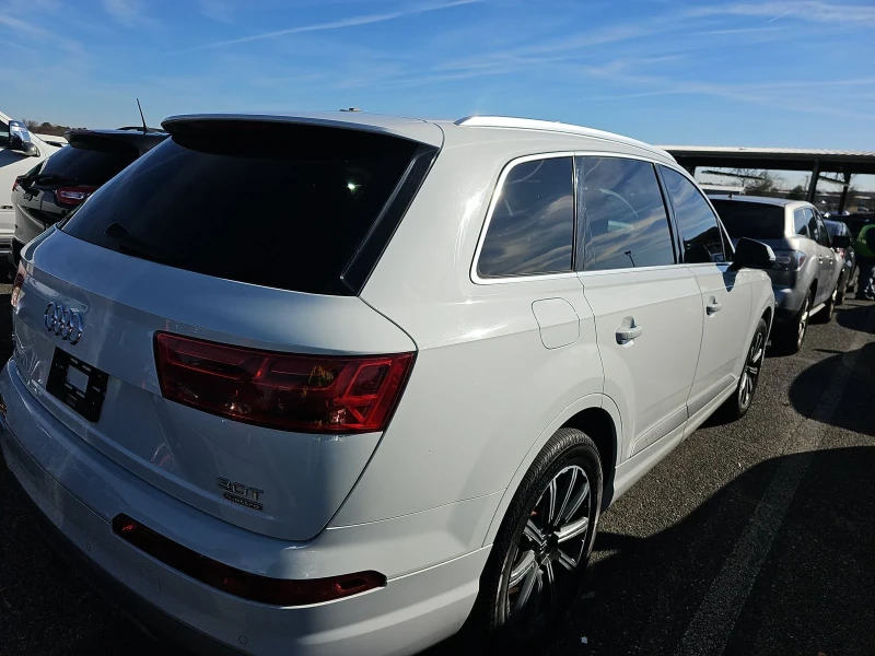 Audi Q7, снимка 4 - Автомобили и джипове - 48725003