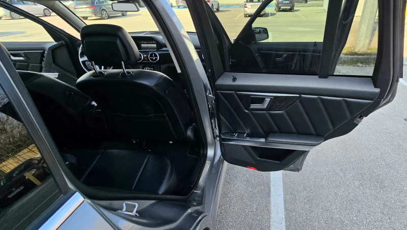 Mercedes-Benz GLK, снимка 14 - Автомобили и джипове - 53153318