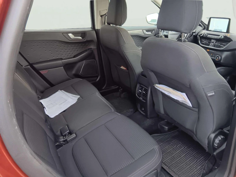 Ford Kuga 1.5 EcoBoost, снимка 10 - Автомобили и джипове - 53353072