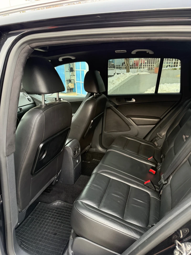 VW Tiguan, снимка 8 - Автомобили и джипове - 53595998