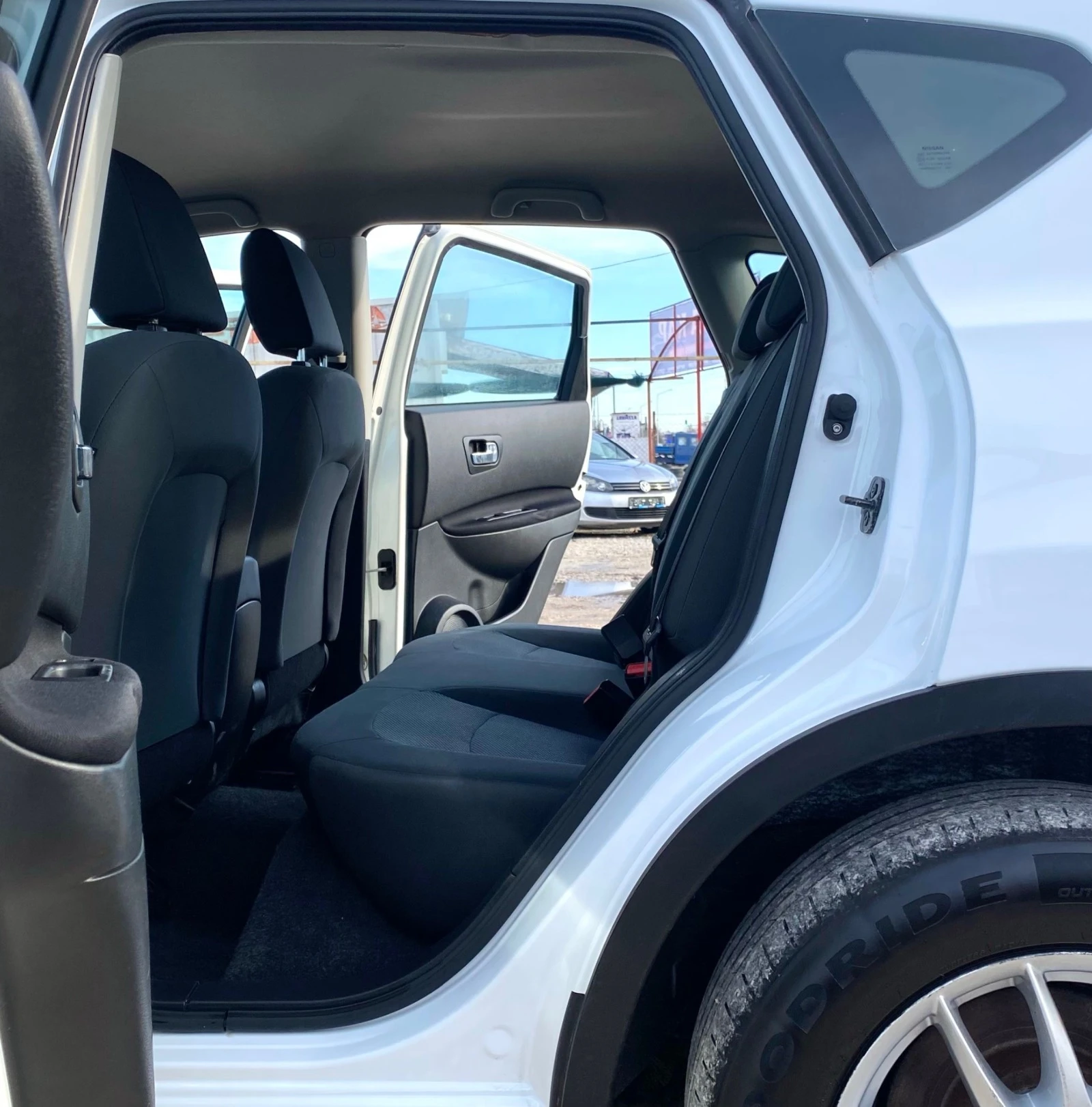 Nissan Qashqai 1.6i 117HP FACE LIFT | Mobile.bg   12