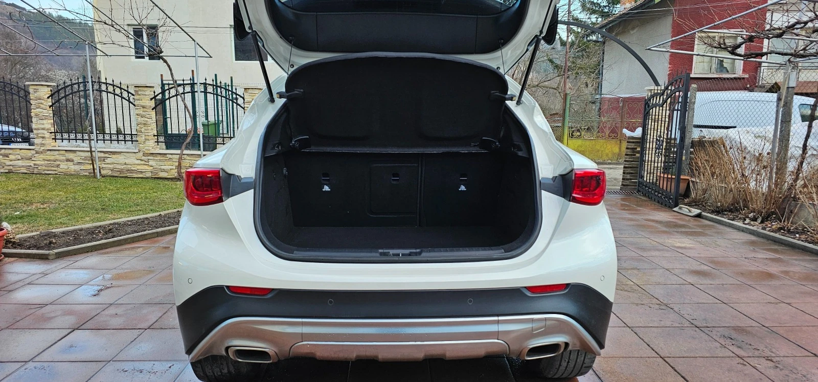 Infiniti QX30 2.2D 16V TURBO 4x4 ! 107000 | Mobile.bg — изображение 17