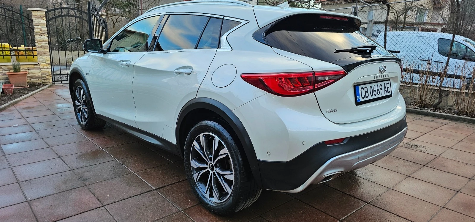 Infiniti QX30 2.2D 16V TURBO 4x4 ! 107000 - изображение 6