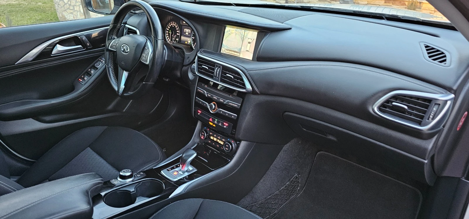 Infiniti QX30 2.2D 16V TURBO 4x4 ! 107000 | Mobile.bg — изображение 13