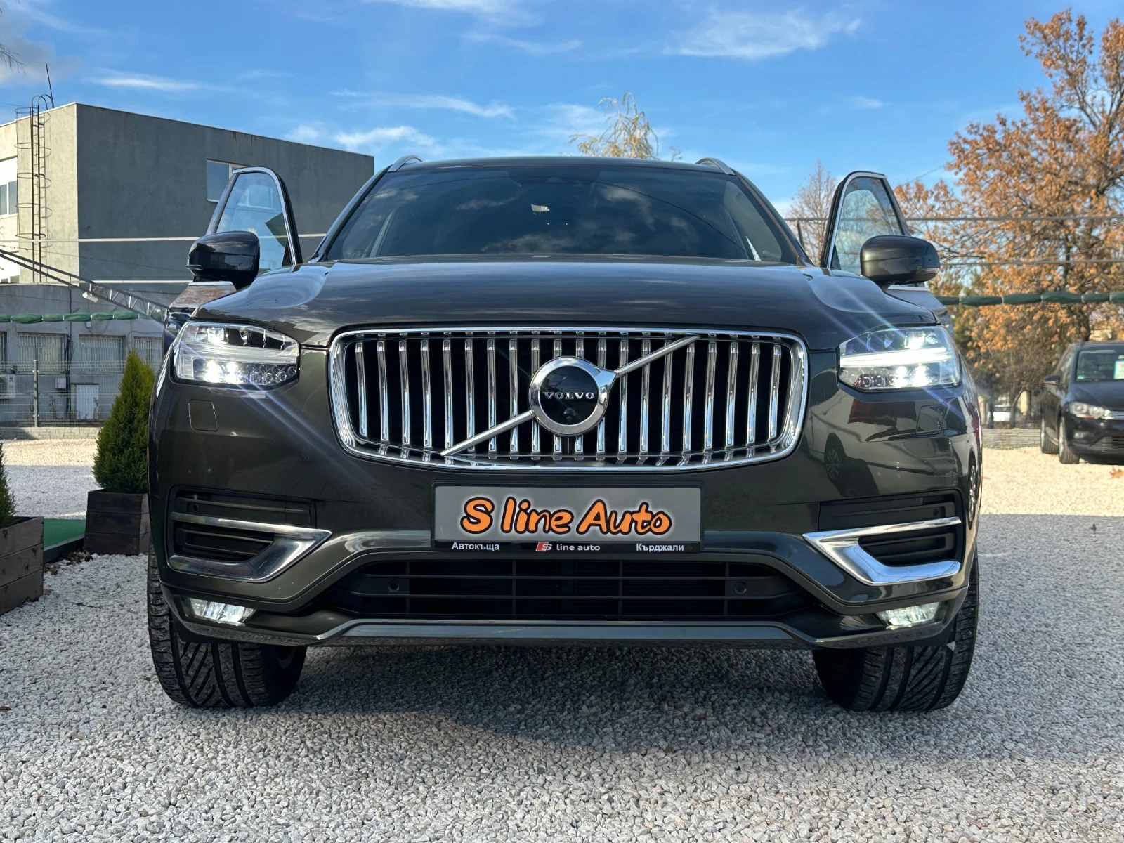 Volvo Xc90 B5 D AWD* INSCRIPTION* Geartronic* 360-Камера*  - изображение 3