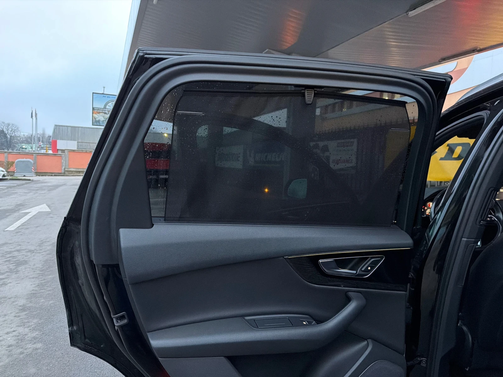 Audi Q7 БАРТЕР* 7места* Обслужен* Matrix* Панорама - изображение 9