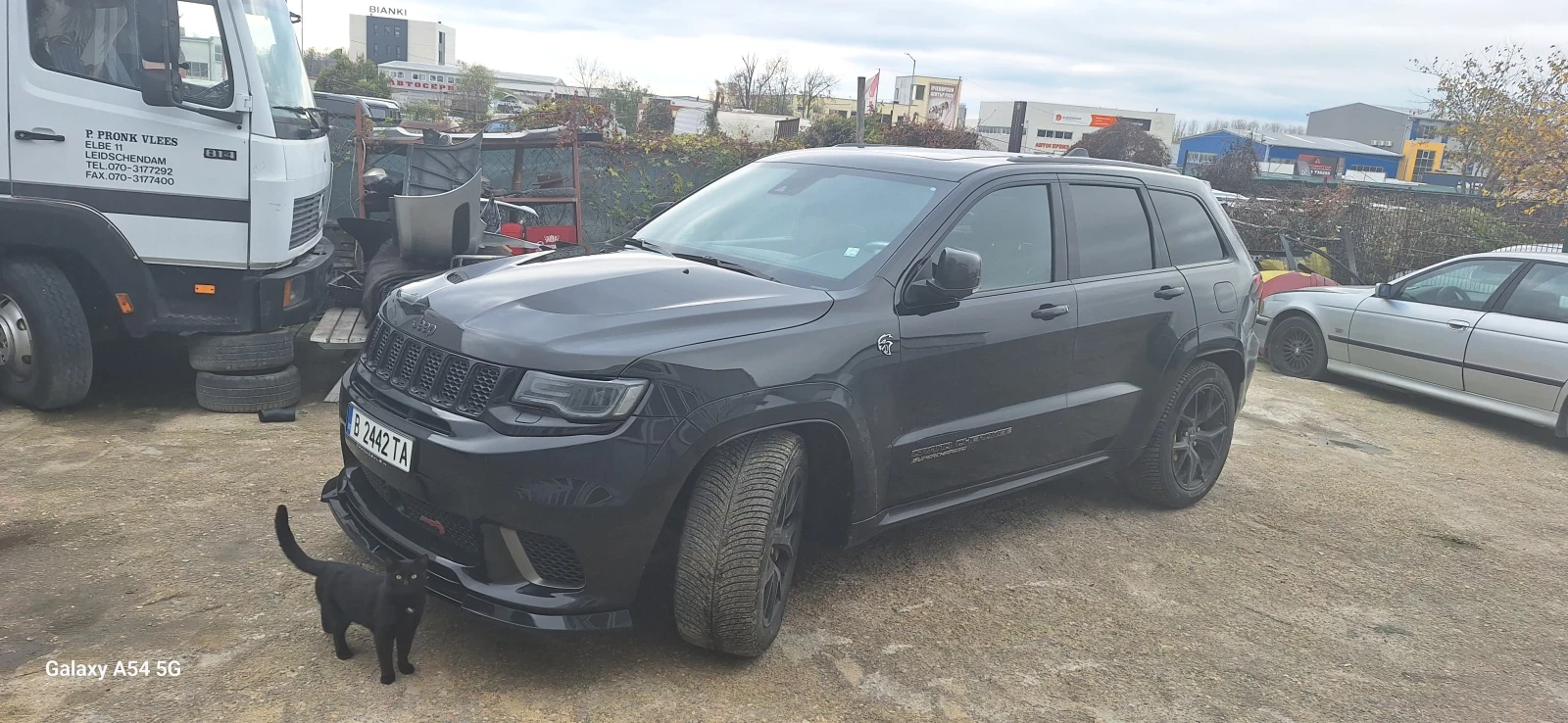 Jeep Grand cherokee Jeep Grand Cherokee 6.2l V8 HEMI TRACKHAWK , снимка 16 - Автомобили и джипове - 54185696