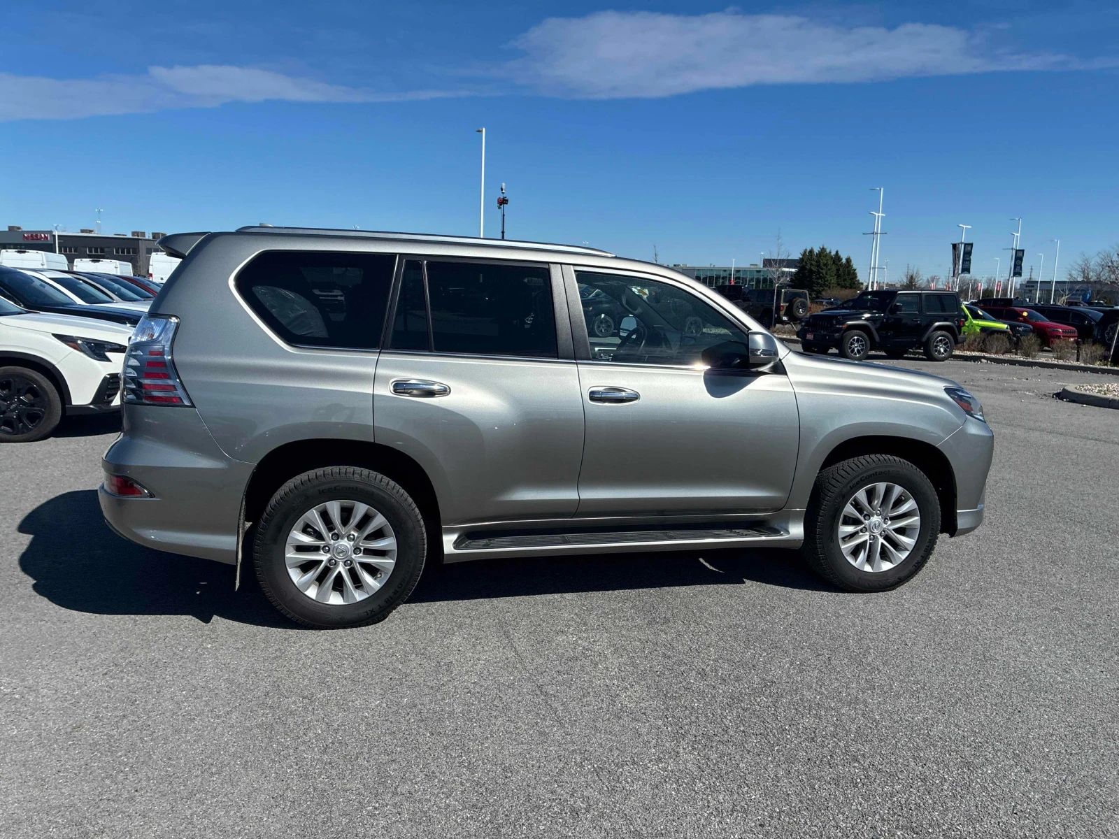 Lexus GX 460 4.6* 4WD* CARFAX, снимка 4 - Автомобили и джипове - 54461105