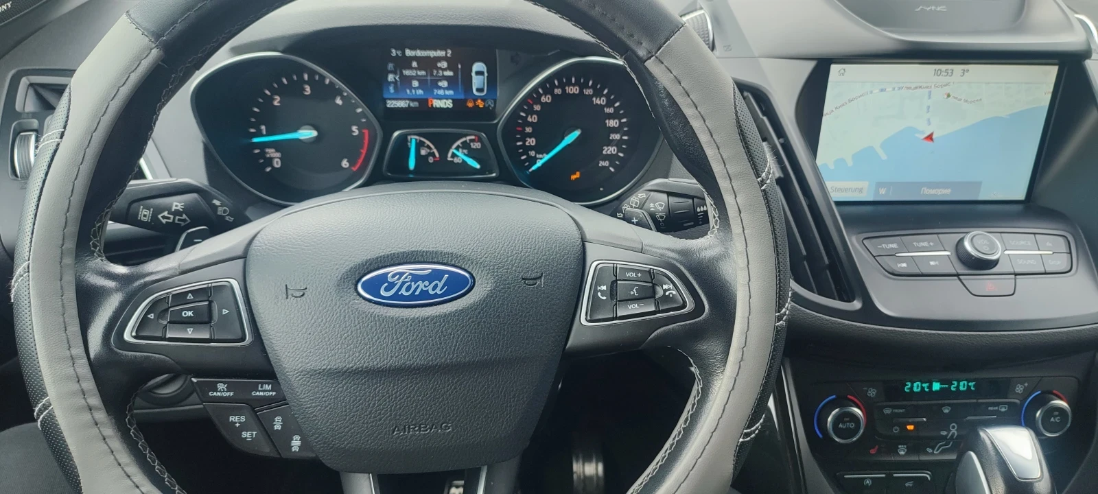 Ford Kuga 4x4, снимка 9 - Автомобили и джипове - 54695332