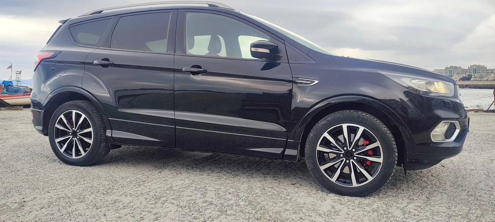 Ford Kuga 4x4, снимка 4 - Автомобили и джипове - 54695332