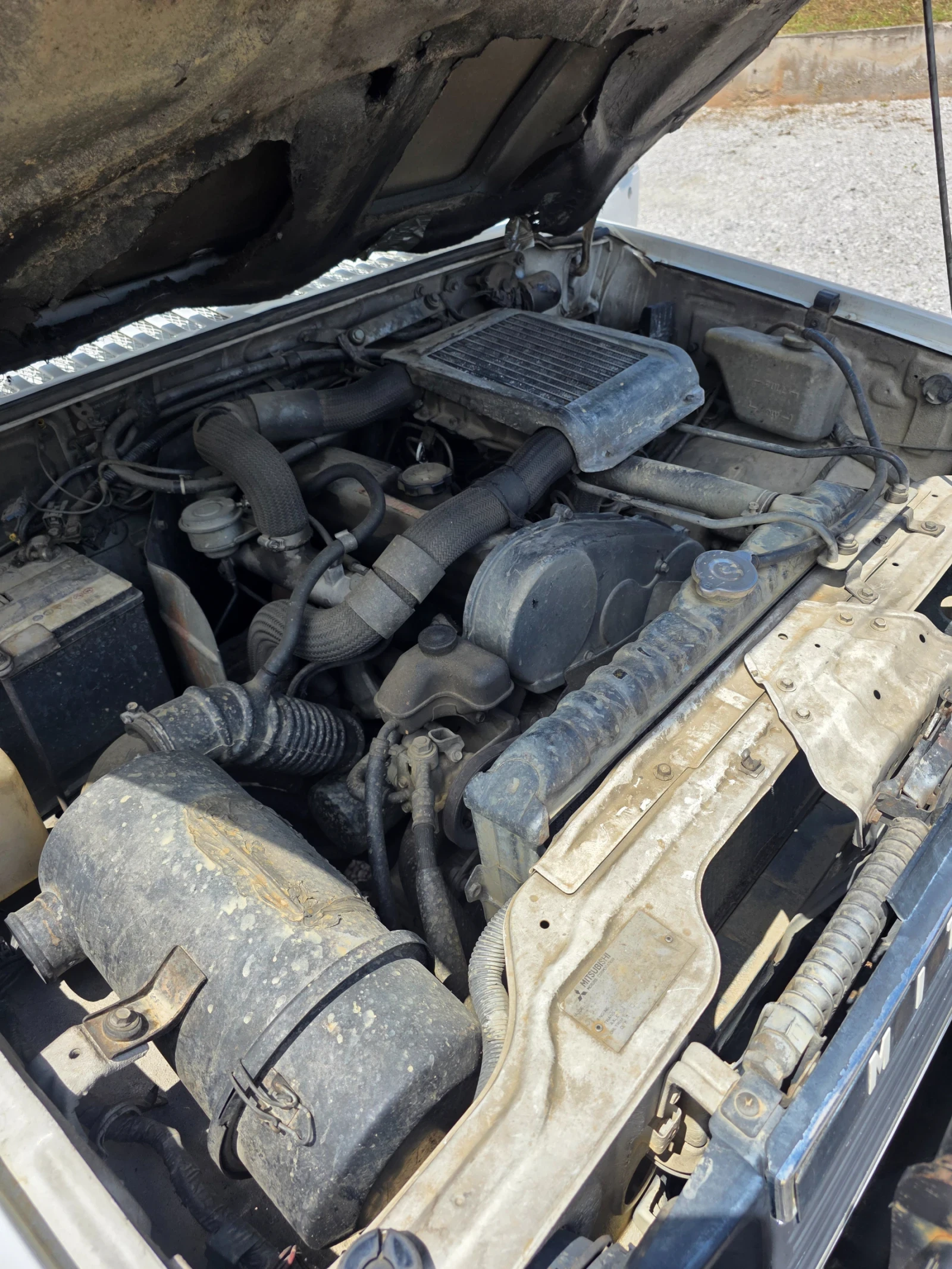Mitsubishi Pajero 2.5 TDI 86кс, снимка 13 - Автомобили и джипове - 54726674