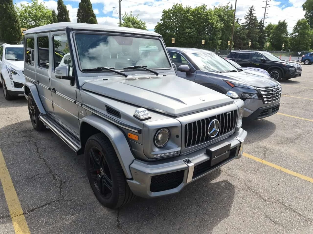 Mercedes-Benz G 63 AMG ОБДУХВАНЕ * ПАНОРАМА * ПОДГРЕВ * ПРЕДСТАВИТЕЛСТВО , снимка 2 - Автомобили и джипове - 54970993