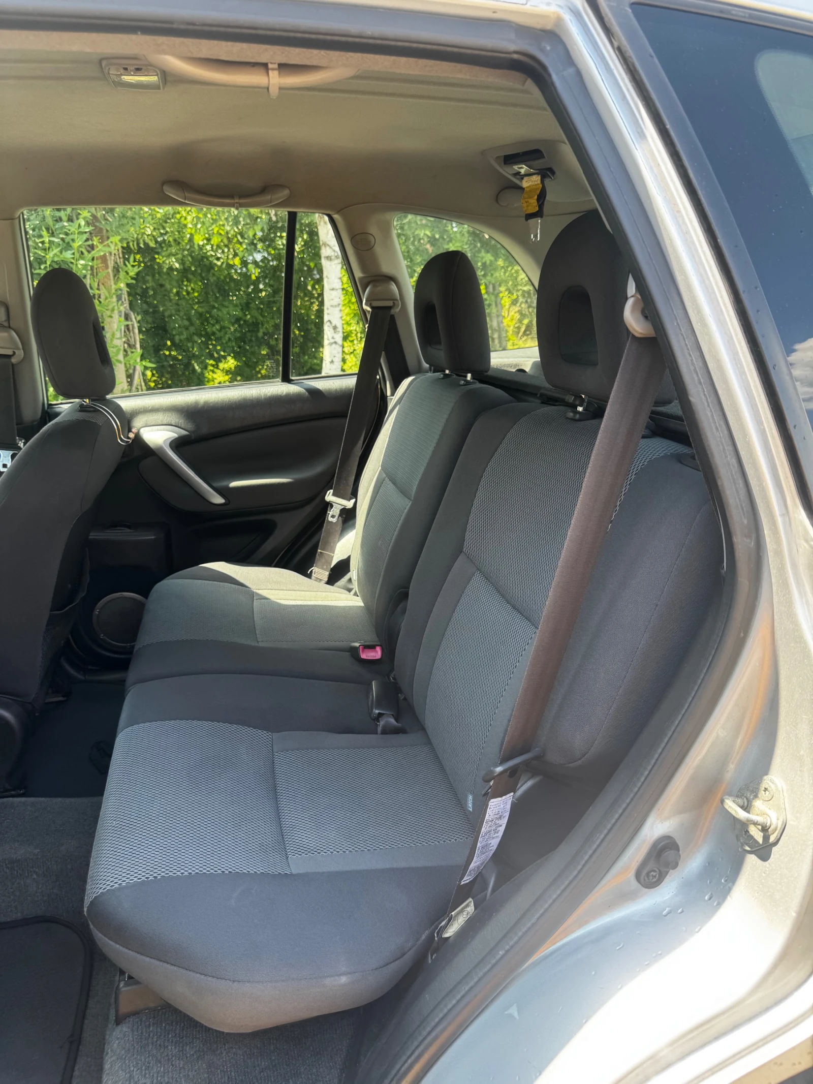 Toyota Rav4, снимка 5 - Автомобили и джипове - 54989335