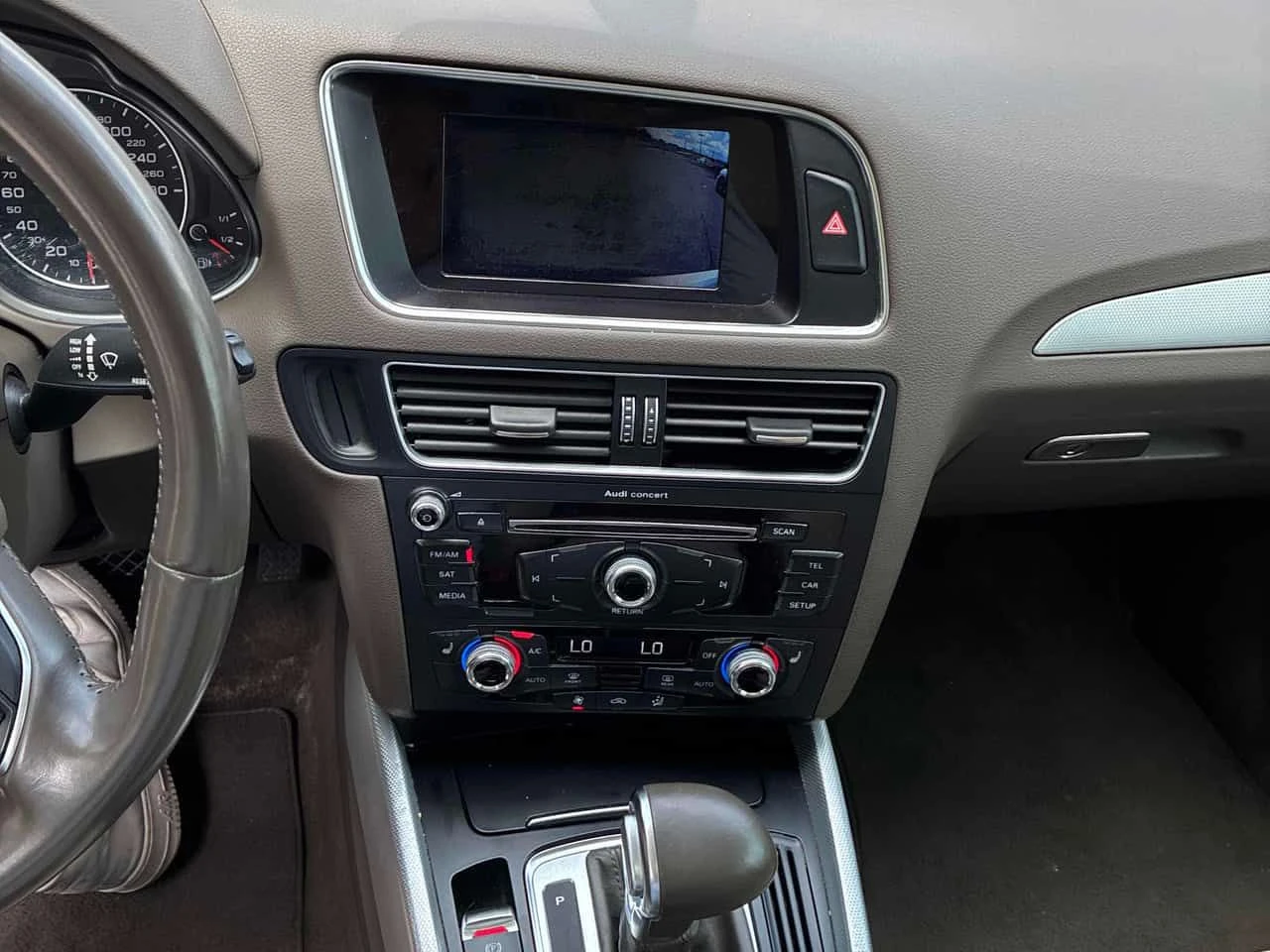 Audi Q5 | Progressiv | ПОДГРЕВ | CARFAX | + ГУМИ ДЖАНТИ | , снимка 9 - Автомобили и джипове - 55069952
