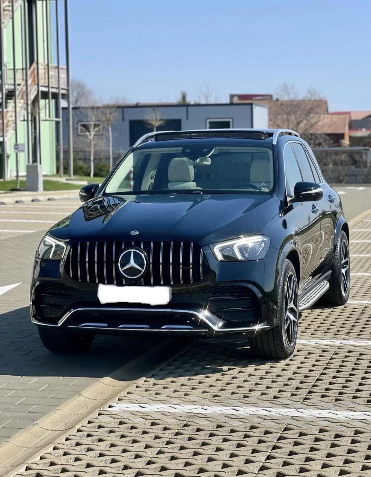 Mercedes-Benz GLE 400 AMG Line * 4MATIC * PANO * 360 * BURMESTER * 