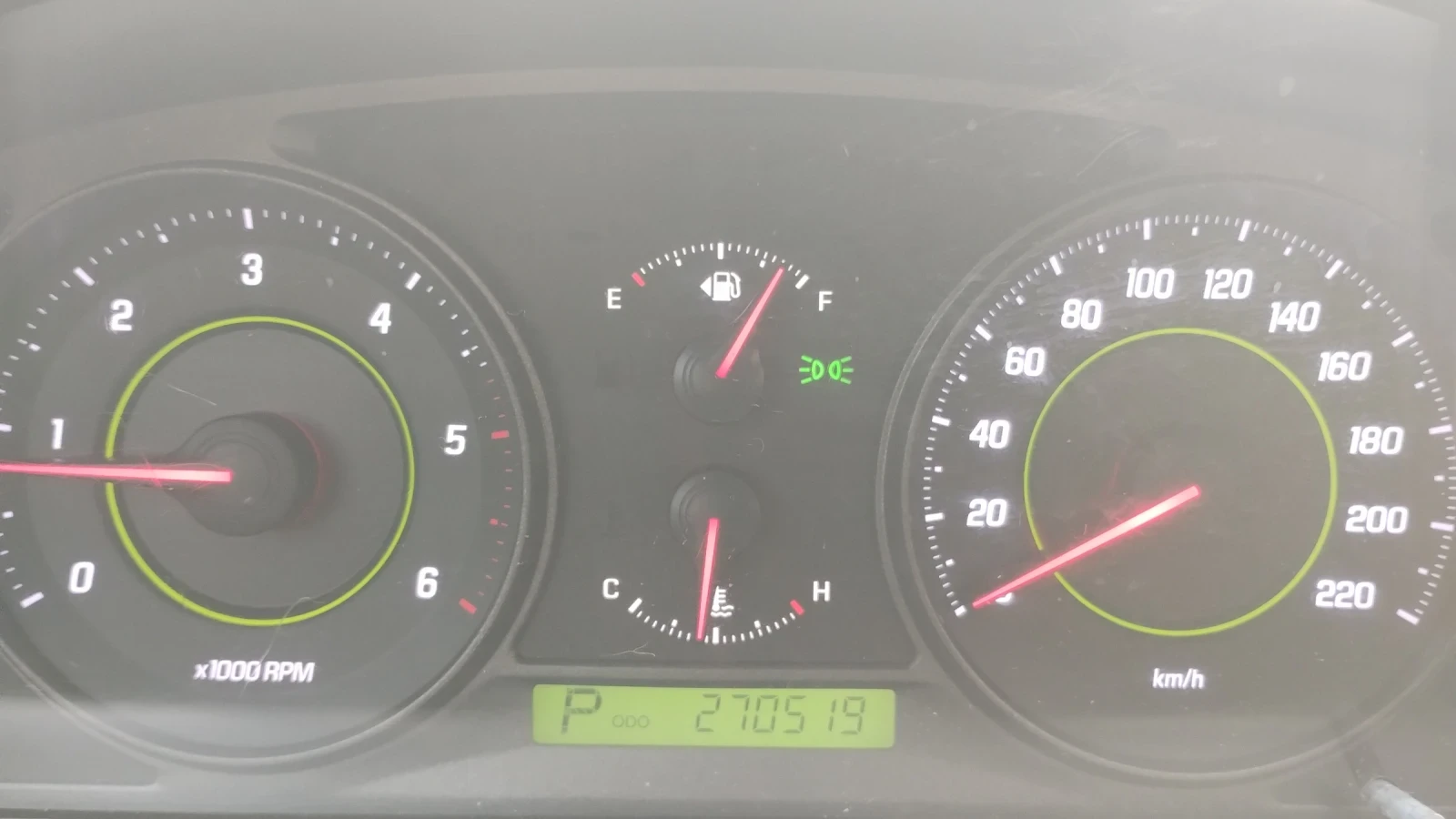 Chevrolet Captiva LT, снимка 9 - Автомобили и джипове - 55411055