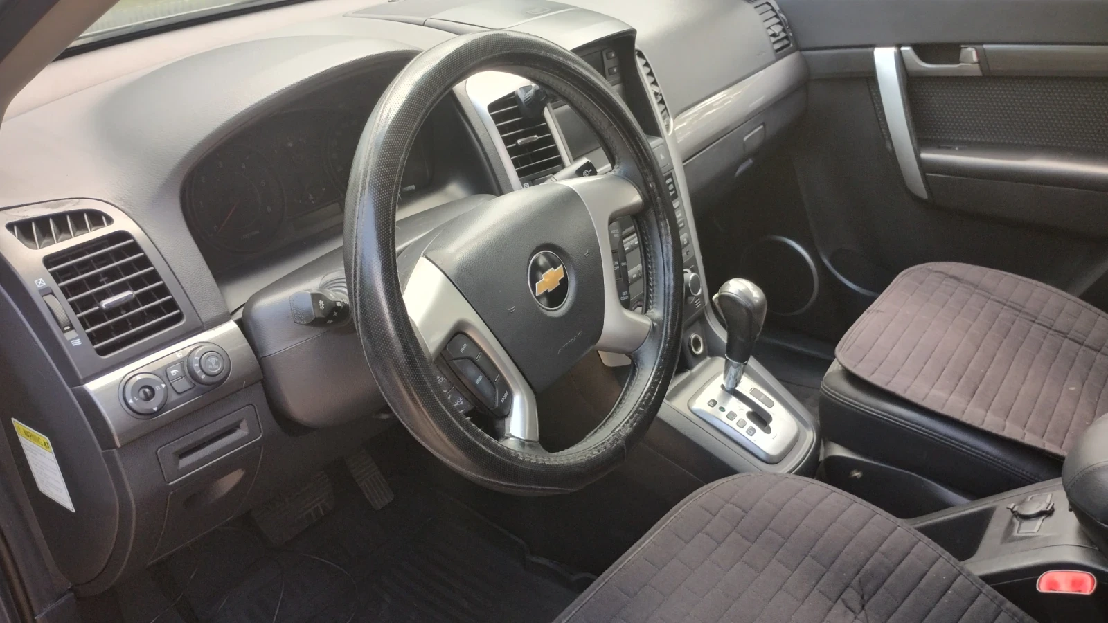 Chevrolet Captiva LT, снимка 7 - Автомобили и джипове - 55411055