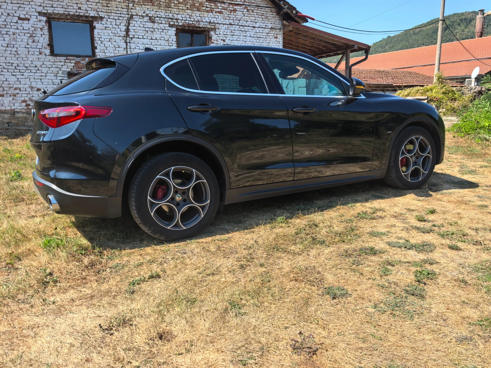 Alfa Romeo Stelvio 164х.км РЕАЛНИ 100%, снимка 6 - Автомобили и джипове - 56020105